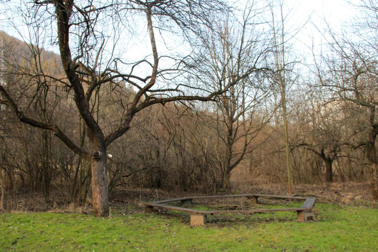Turistická ubytovňa Forgáč Oravsky Podzamok Esterno foto